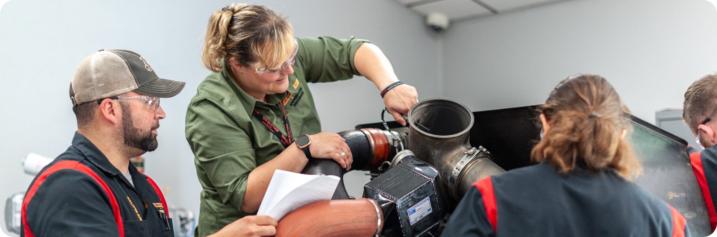 Kalitta Air apprentices being trained